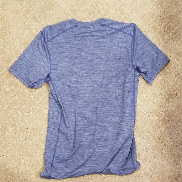 Nike Shirt - Picture 2 of 2